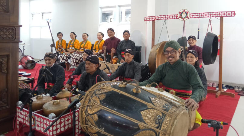 gamelan 2